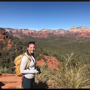 Meet your Posher, Laura